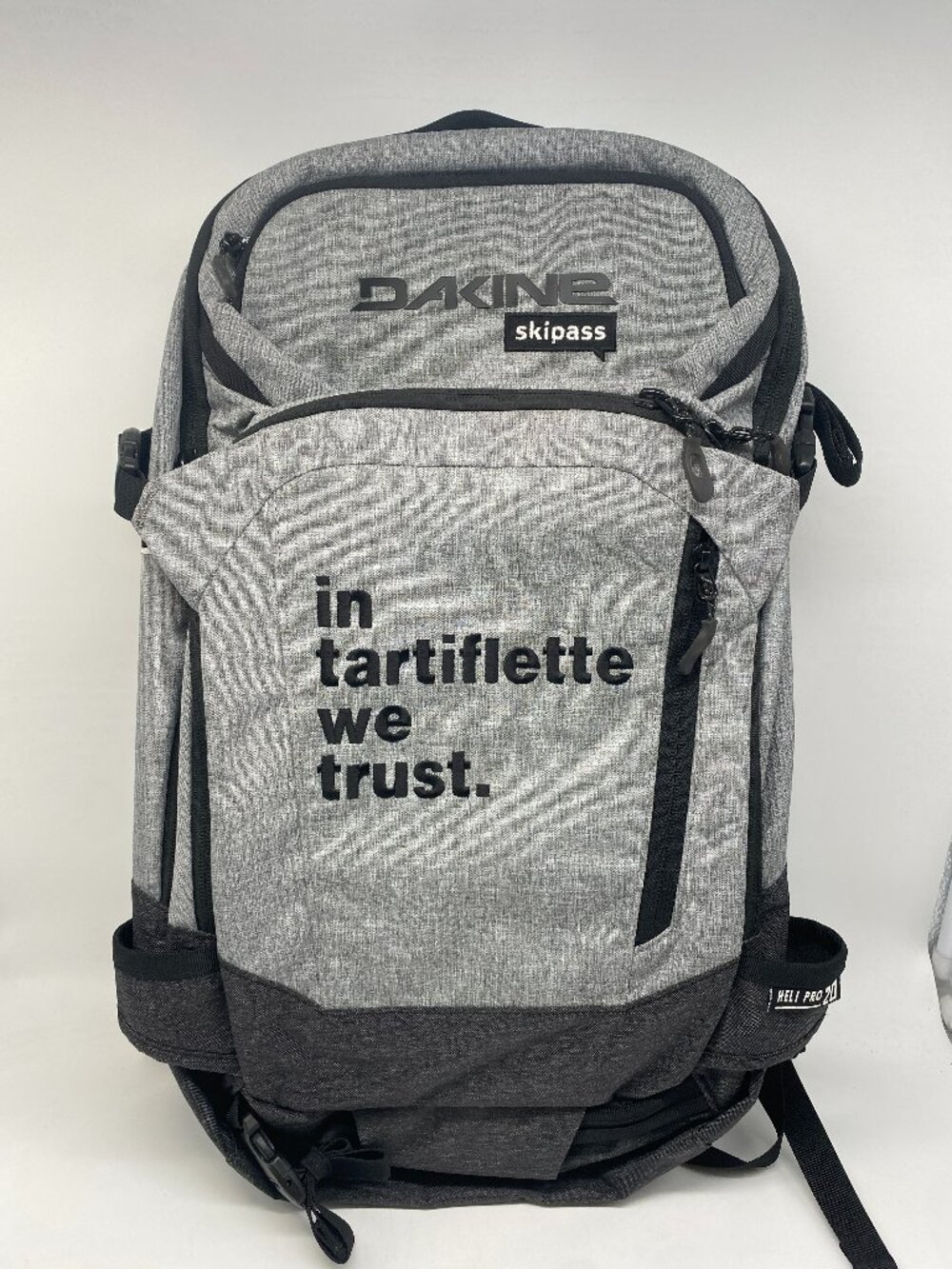 DAKINE HELI PRO 20L BACKPACK GRAY